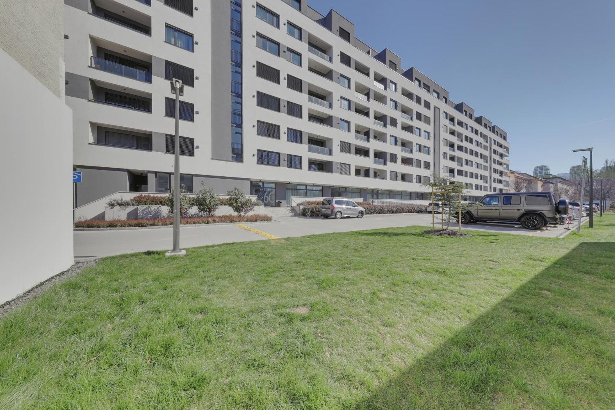 Bazova Apartment With Free Parking Bratislava Luaran gambar